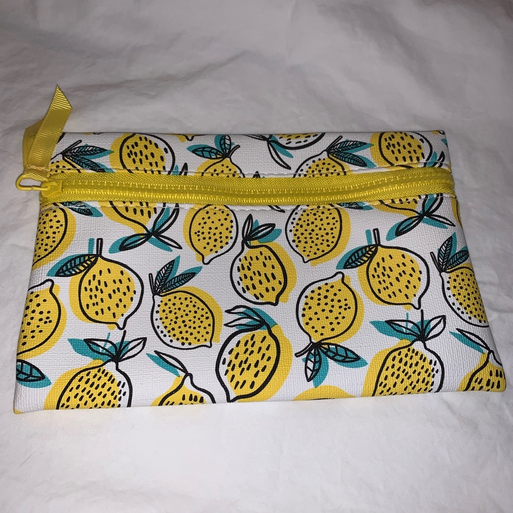 Ipsy Lemon Bag